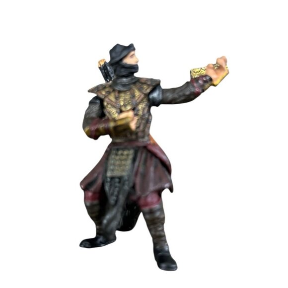 Lord of The Rings Action Figures Lot Of 15 Weapons  LOTR Marvel 2002 Horses - Picture 13 of 16